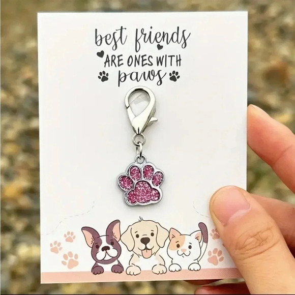 💥 5 for $25 Sale 💥 Cute Pink Dog or Cat Paw Charm - Picture 5 of 5